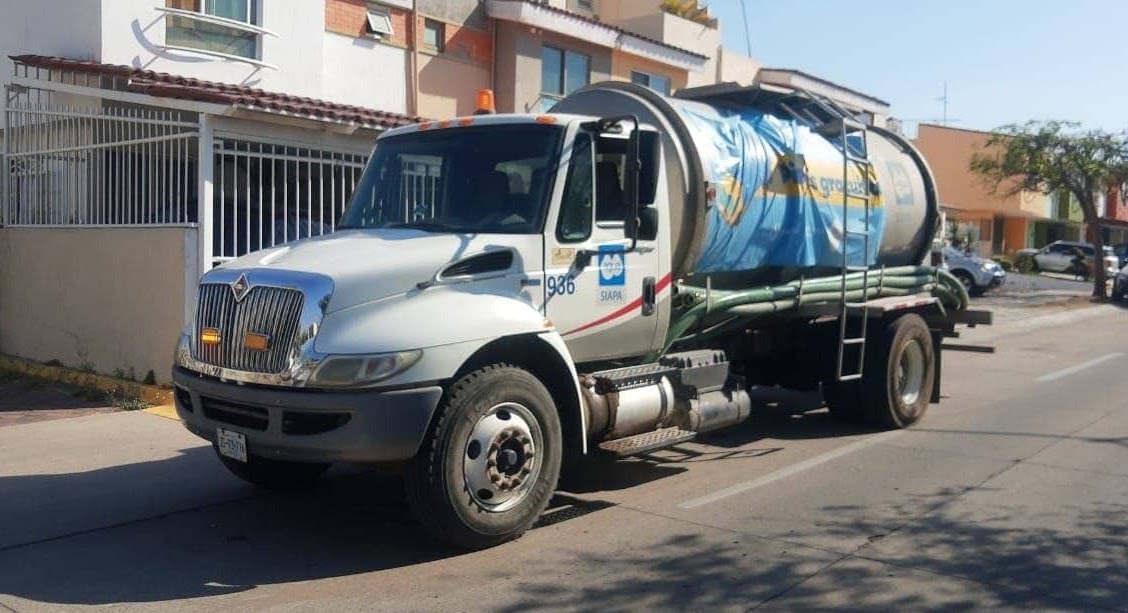 Descubre cuánto cuesta una pipa de agua en Guadalajara y ahorra dinero