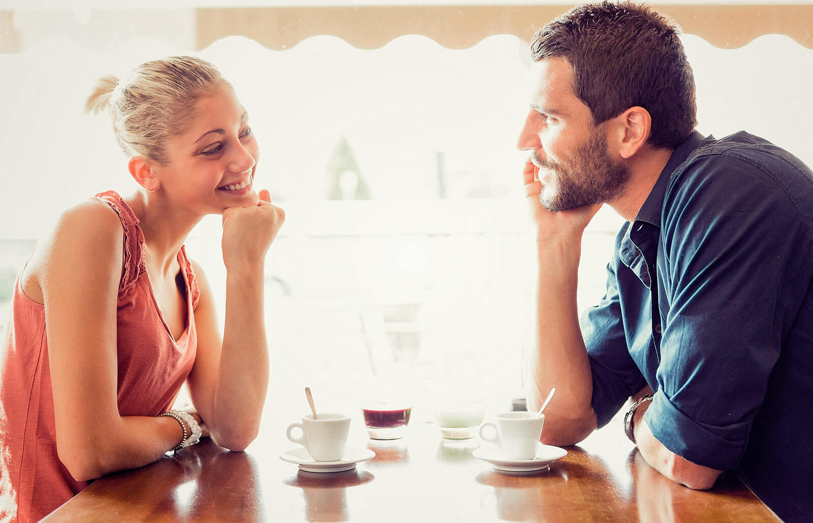 Se Ales Claras De Que Le Gustas A Tu Mejor Amigo Descubre Si Esa Amistad Se Convierte En Algo